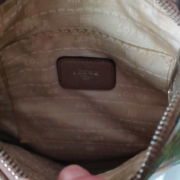 Loewe Handpainted Gray/Taupe Genuine Leather Crossbody - Picture 4 of 7